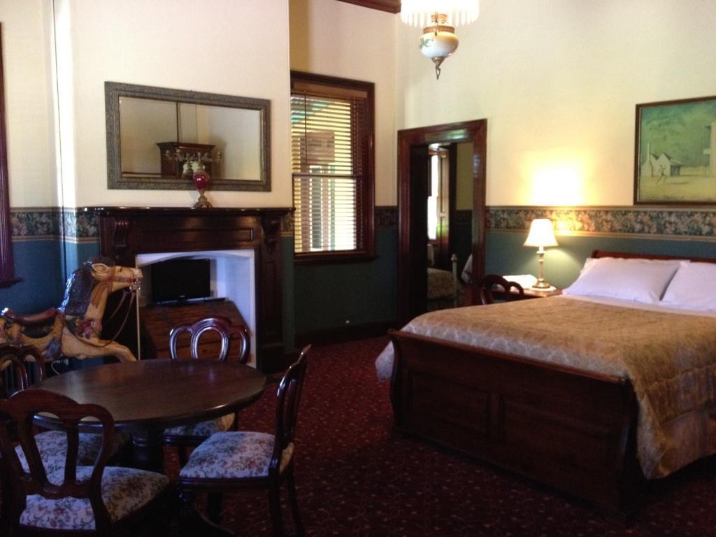 Ranelagh House Hotel Dubbo Bilik gambar